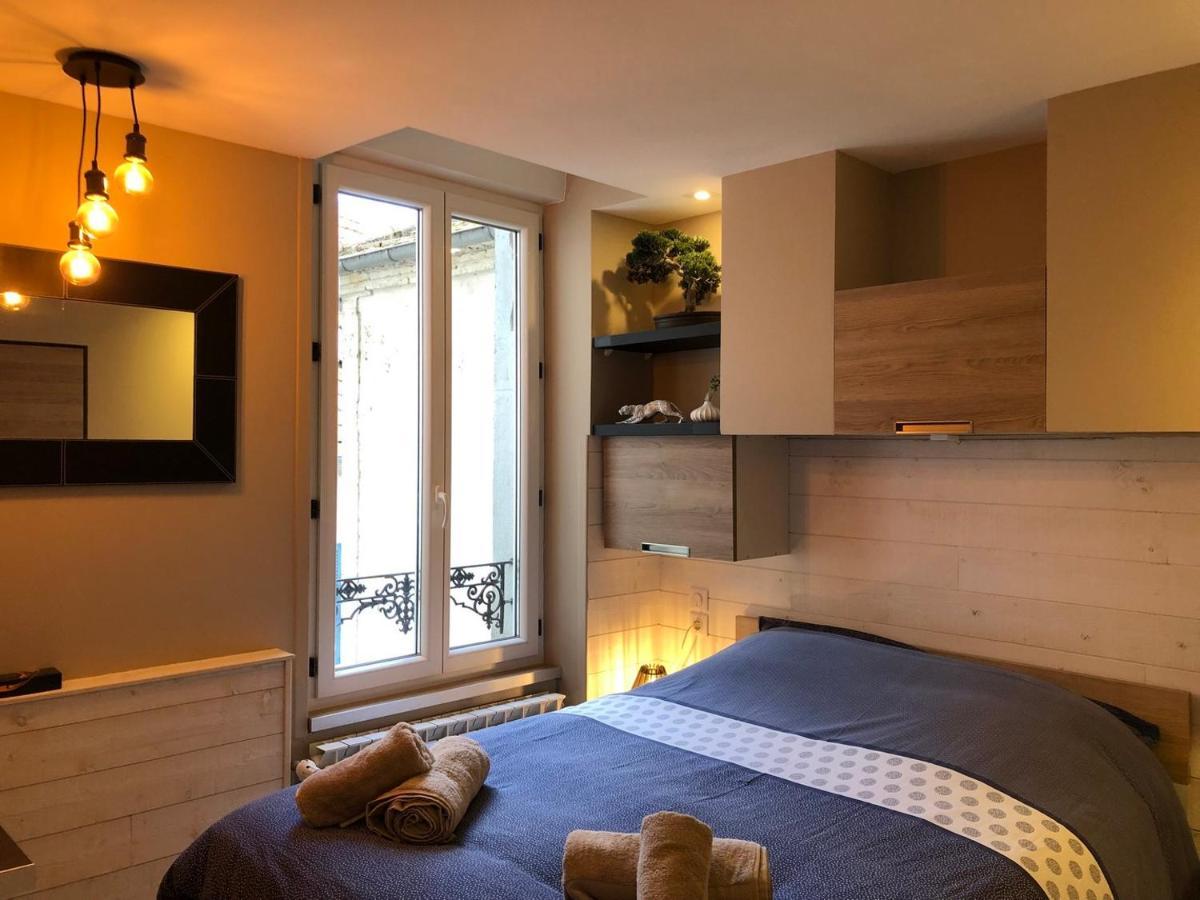 Rdc 1 - Chambre Meublee Au Coeur Du Centre Ville De Монлюсон Екстер'єр фото
